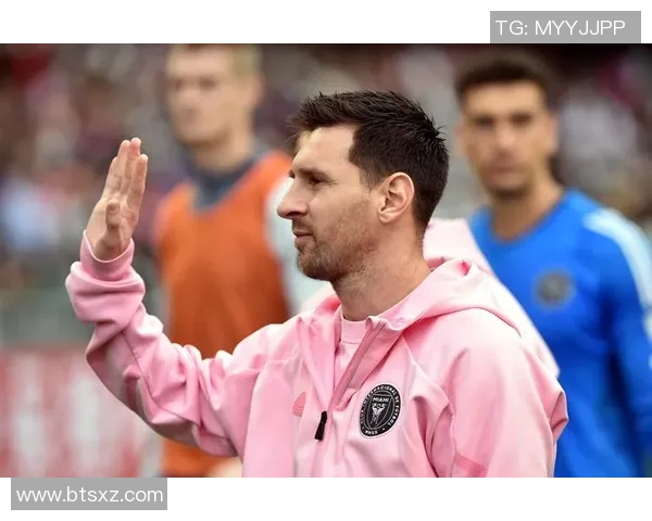 怀念绿茵场上的传奇足坛巨星们最近的离世与他们的辉煌成就