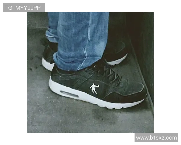 乔丹与足球明星的首次相遇引发的精彩瞬间与故事分享 乔丹与足球明星的首次相遇引发的精彩瞬间与故事分享